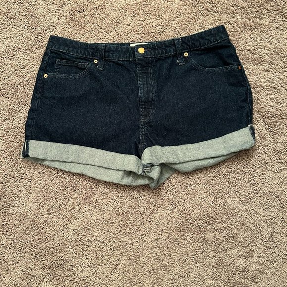 Like New Universal Thread Jean Shorts - Picture 1 of 3